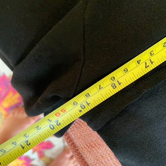 Kensie Black Draped Snap Cardigan | L | Cozy Layering Essential - Picture 5 of 9